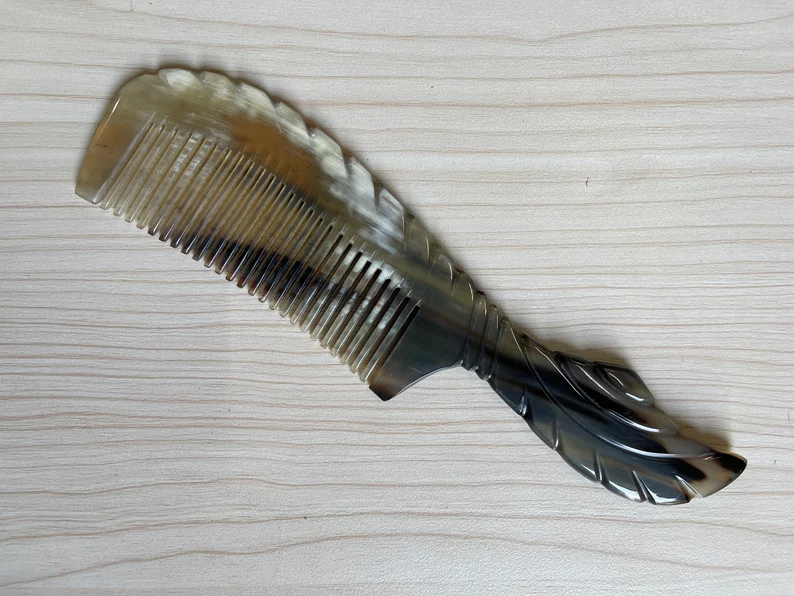 Bufallow Horn Comb